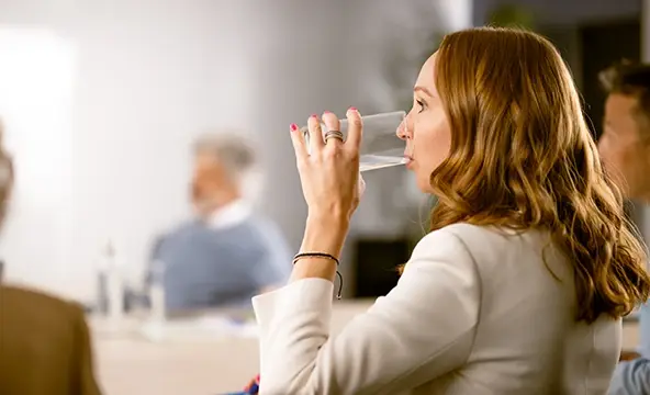 <img width="200" alt="Reasons business office glass water 1" src="https://www.culligan.cz/wp-content/themes/culligan-emea/img/four-reasons-module//reasons-business-office-glass-water-1.webp" /> Reasons business office glass water 1