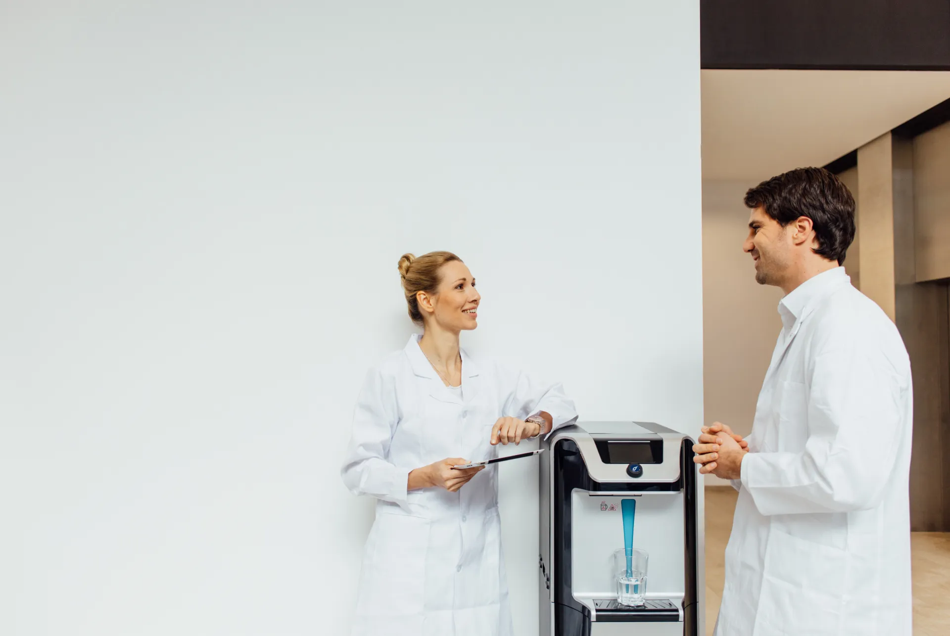 RS7787_C7-healthcare-staff_CIMG0074